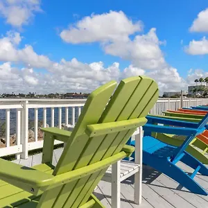 409-waterfront View, Wifi, Pool, Close To Bucs Stadium Apartment Tampa